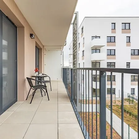 Flat 3 Sunny Haven Moderny 2i, Parking, Wifi Apartamento Bratislava