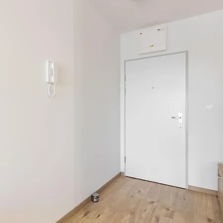 Flat 3 Sunny Haven Moderny 2i, Parking, Wifi Bratislava