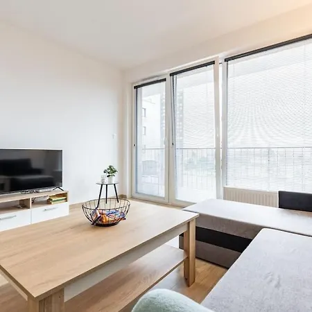 Apartamento Flat 3 Sunny Haven Moderny 2i, Parking, Wifi Bratislava
