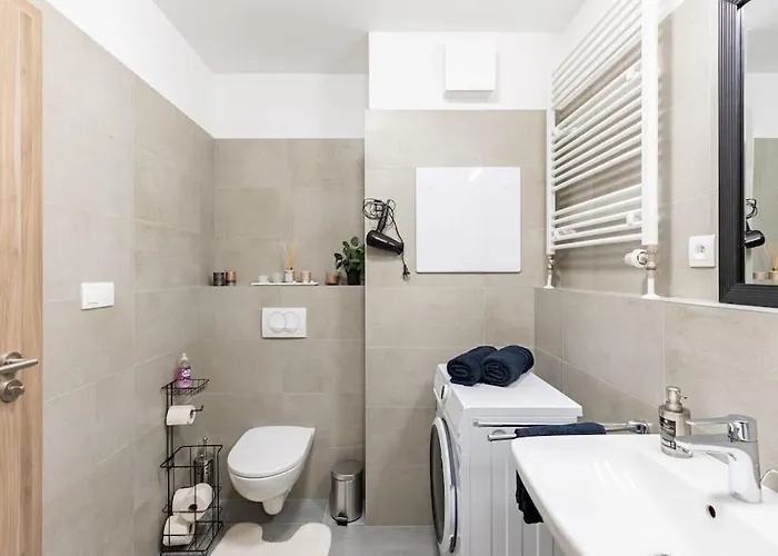 Апартаменти Flat 3 Sunny Haven Moderny 2i, Parking, Wifi