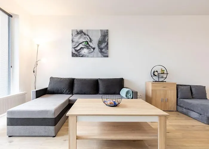 Flat 3 Sunny Haven Moderny 2i, Parking, Wifi *