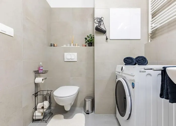 Apartment Flat 3 Sunny Haven Moderny 2i, Parking, Wifi