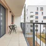 Flat 3 Sunny Haven Moderny 2i, Parking, Wifi Διαμέρισμα Μπρατισλάβα