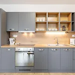 Flat 3 Sunny Haven Moderny 2i, Parking, Wifi