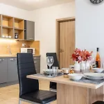 Διαμέρισμα Flat 3 Sunny Haven Moderny 2i, Parking, Wifi Μπρατισλάβα